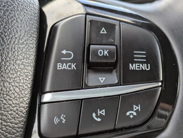 Used 2023 Ford Explorer Platinum w/ Technology Package AWD/4WD image 26