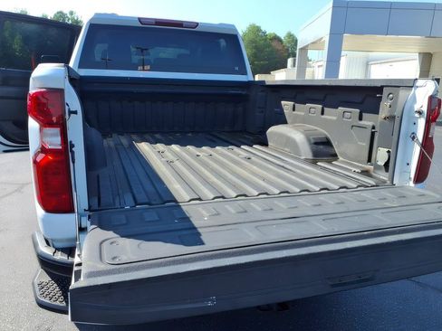 Used 2024 Chevrolet Silverado 2500 Custom w/ Custom Value Package AWD/4WD image 10