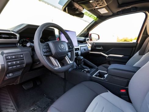 New 2026 Toyota Tacoma TRD Off-Road w/ TRD Off Road Upgrade Package AWD/4WD image 5