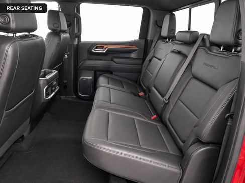 Used 2023 GMC Sierra 1500 Denali w/ Technology Package AWD/4WD image 13