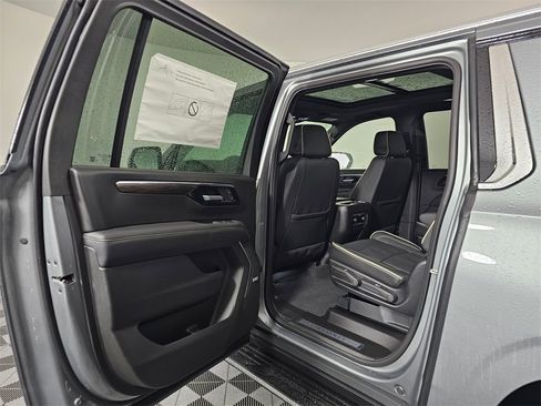 New 2026 Chevrolet Suburban Premier w/ Sun And Tow Package image 17