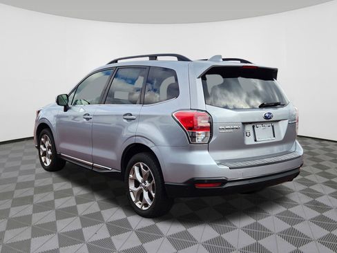 Used 2018 Subaru Forester 2.5i Touring w/ Popular Package #2 image 4