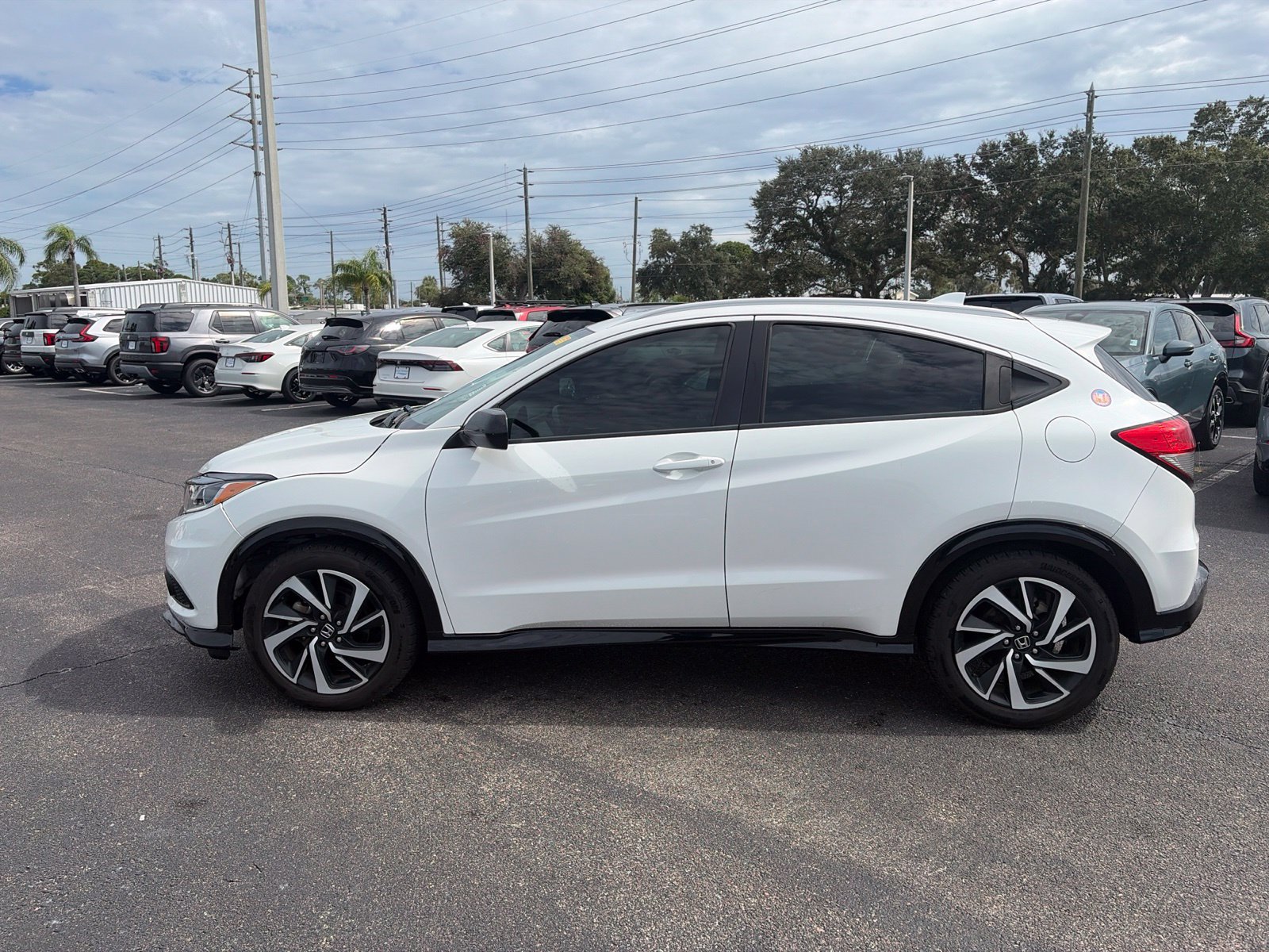 Used 2019 Honda CR-V EX image 4