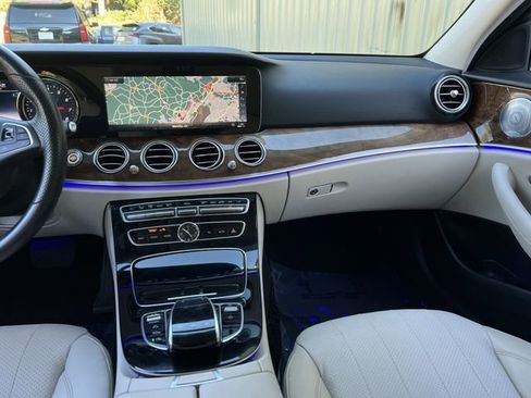 Used 2018 Mercedes-Benz E 300 image 16