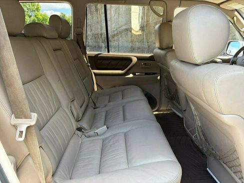 Used 2000 Toyota Land Cruiser AWD/4WD image 32