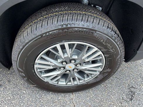 New 2026 Chevrolet Traverse LT FWD image 12