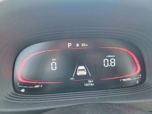 Used 2023 Hyundai Venue Limited w/ Cargo Package FWD image 11