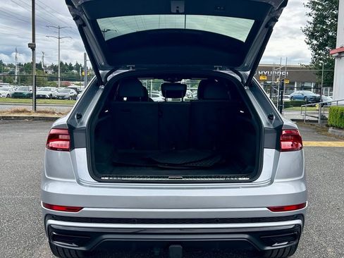 Used 2021 Audi Q8 Premium Plus AWD/4WD image 28
