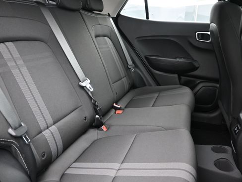 Used 2024 Hyundai Venue SEL image 26