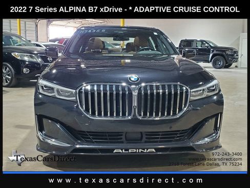 Used 2022 BMW ALPINA B7 xDrive image 2