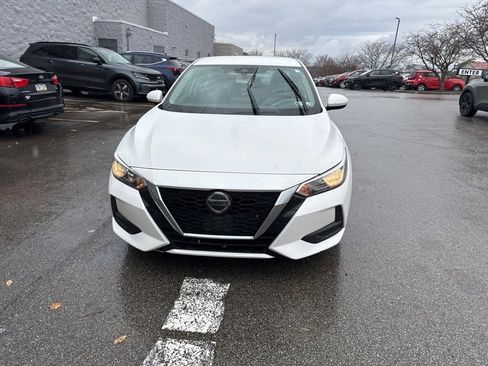 Used 2021 Nissan Sentra SV image 2