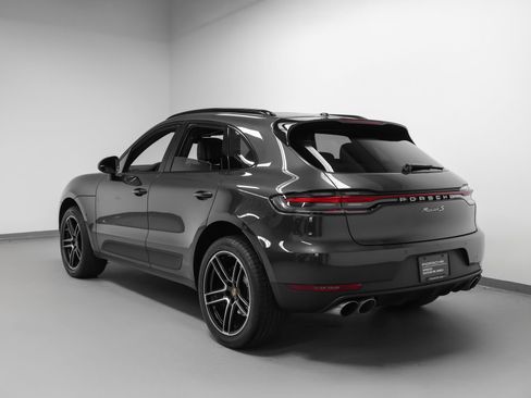 Certified 2020 Porsche Macan S AWD/4WD image 3