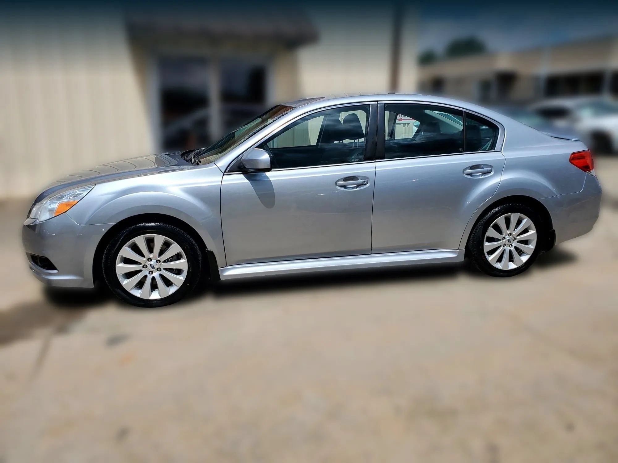 Used 2012 Subaru Legacy 3.6R Limited AWD/4WD image 7