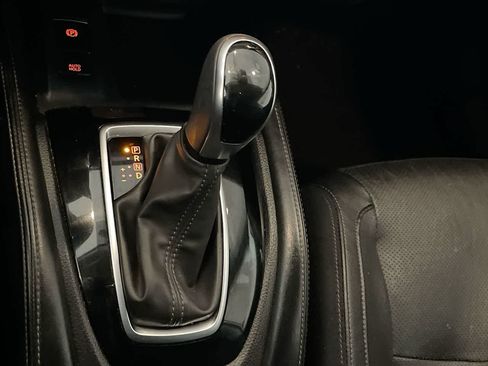 Used 2019 Nissan Rogue SL image 20