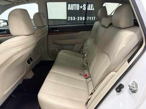 Used 2013 Subaru Outback 3.6R Limited AWD/4WD image 20
