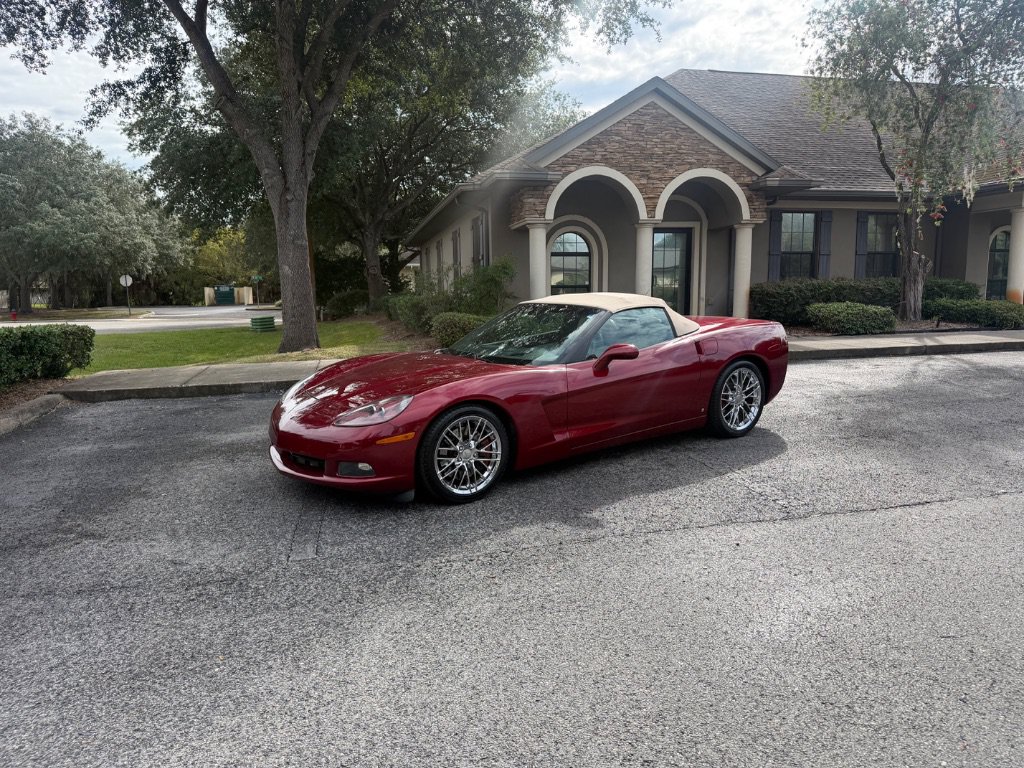 Used 2006 Chevrolet Corvette Convertible w/ Preferred Equipment Group RWD image 14