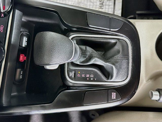 Used 2020 Kia Soul LX FWD image 19