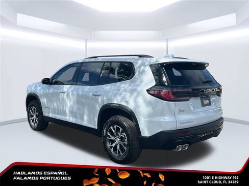 New 2026 GMC Acadia AT4 w/ Luxury Package AWD/4WD image 4