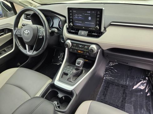 Used 2019 Toyota RAV4 XLE Premium w/ Advanced Technology Package AWD/4WD image 10