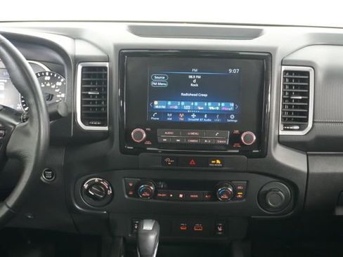 Used 2024 Nissan Frontier SL AWD/4WD image 21