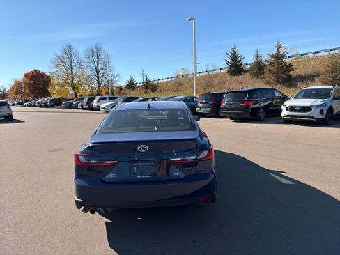 Used 2025 Toyota Camry SE image 22