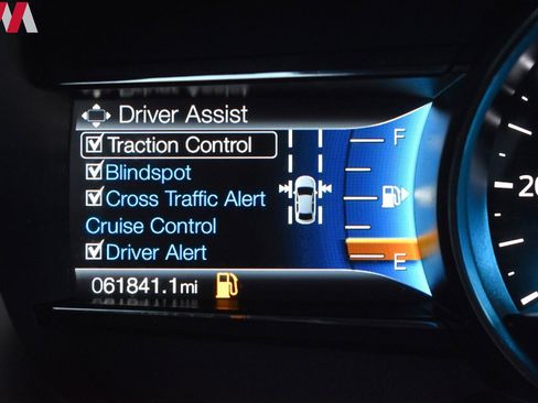 Used 2019 Ford Explorer Limited w/ Ford Safe & Smart Package image 17