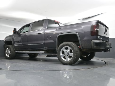 Used 2016 GMC Sierra 2500 Denali w/ Duramax Plus Package image 28