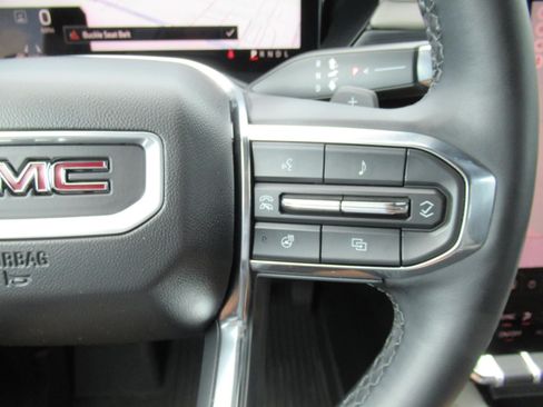 Used 2024 GMC Acadia Elevation w/ Luxury Package FWD image 24