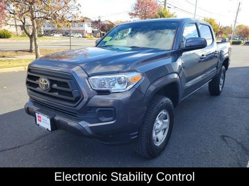 Certified 2022 Toyota Tacoma SR image 13