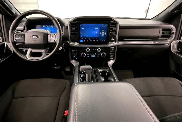 Used 2025 Ford F150 XLT w/ Equipment Group 301A Standard AWD/4WD image 17