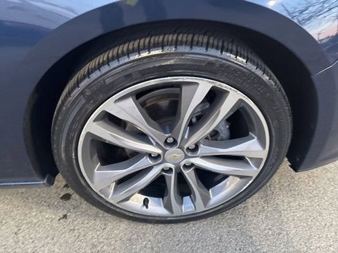 Used 2021 Chevrolet Malibu LT image 36