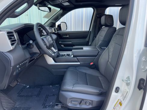 Used 2025 Toyota Sequoia SR5 image 17