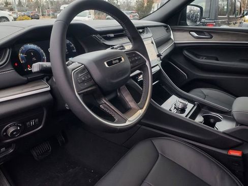 New 2026 Jeep Grand Cherokee Limited image 11