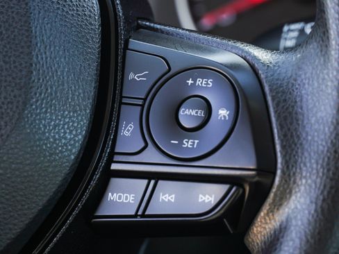 Certified 2021 Toyota RAV4 XLE w/ Convenience Package FWD image 35