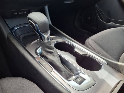 Used 2023 Chevrolet Malibu LT FWD image 18