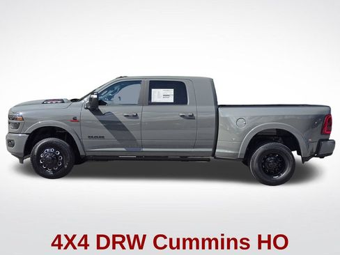 New 2026 RAM 3500 Limited AWD/4WD image 18