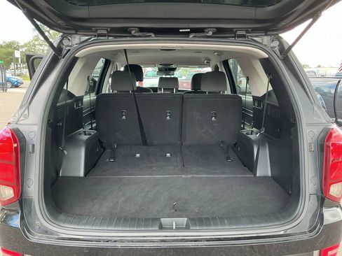 Used 2020 Hyundai Palisade SE FWD image 28