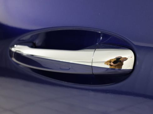 Used 2019 Mercedes-Benz AMG GT 53 w/ Driver Assistance Package image 21