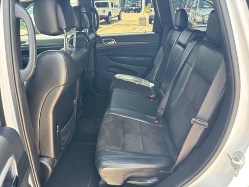 Used 2021 Jeep Grand Cherokee Laredo X RWD image 11