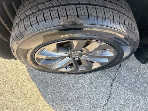 Used 2023 Honda Ridgeline Sport image 17