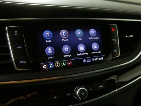 Used 2020 Buick Enclave Avenir w/ Avenir Technology Package AWD/4WD image 31