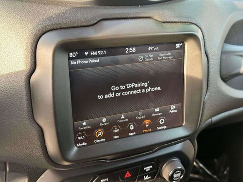 Used 2022 Jeep Renegade Latitude image 24