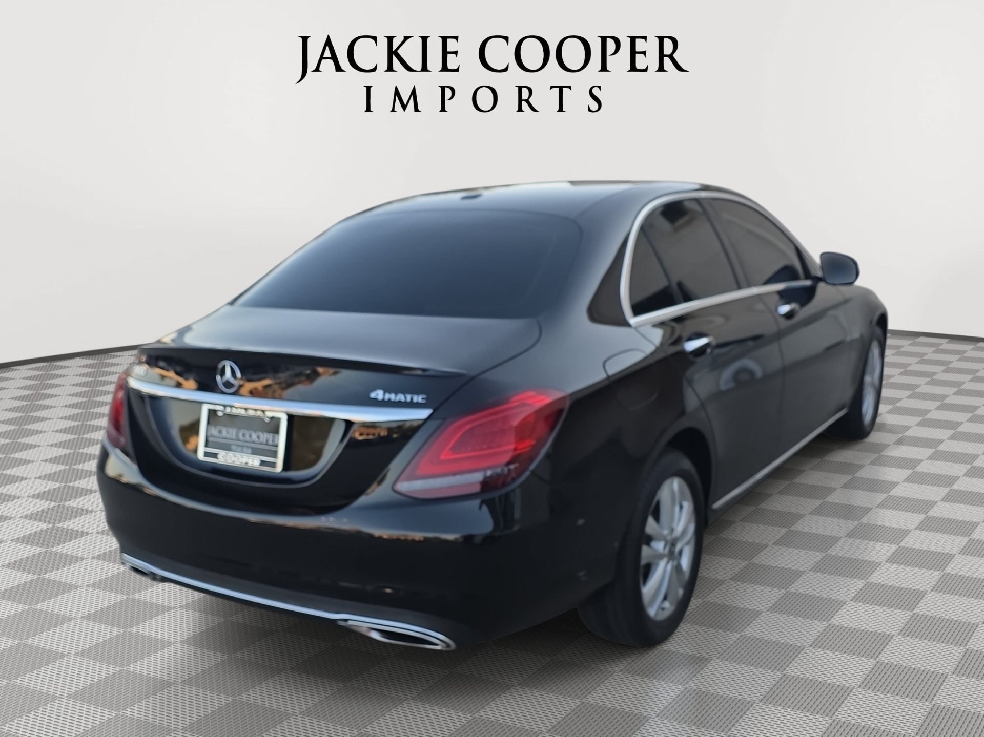 Used 2019 Mercedes-Benz C 300 4MATIC Sedan image 5