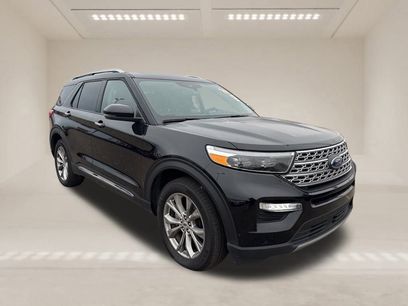Used 2023 Ford Explorer Limited w/ Limited Technology Package