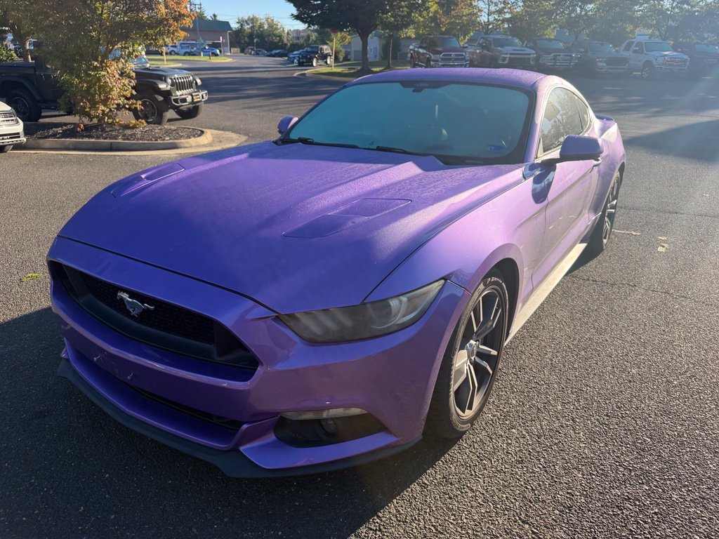 Used 2016 Ford Mustang GT Premium RWD image 3