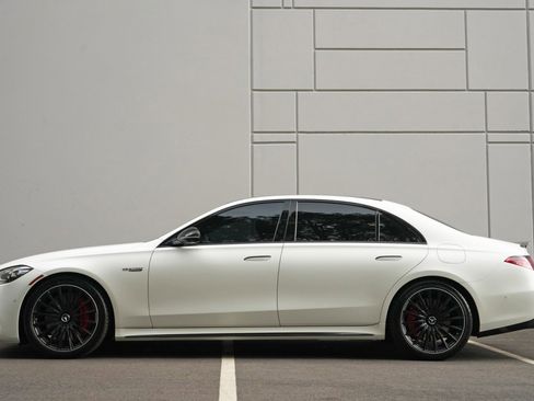 Used 2025 Mercedes-Benz S 63 AMG S image 9