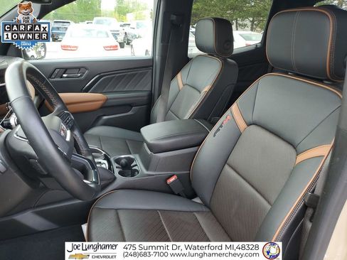 Certified 2023 GMC Canyon AT4 w/ AT4 Premium Package AWD/4WD image 21