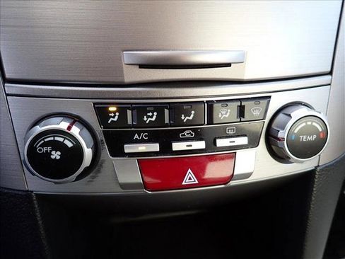 Used 2012 Subaru Outback 2.5i Premium image 21