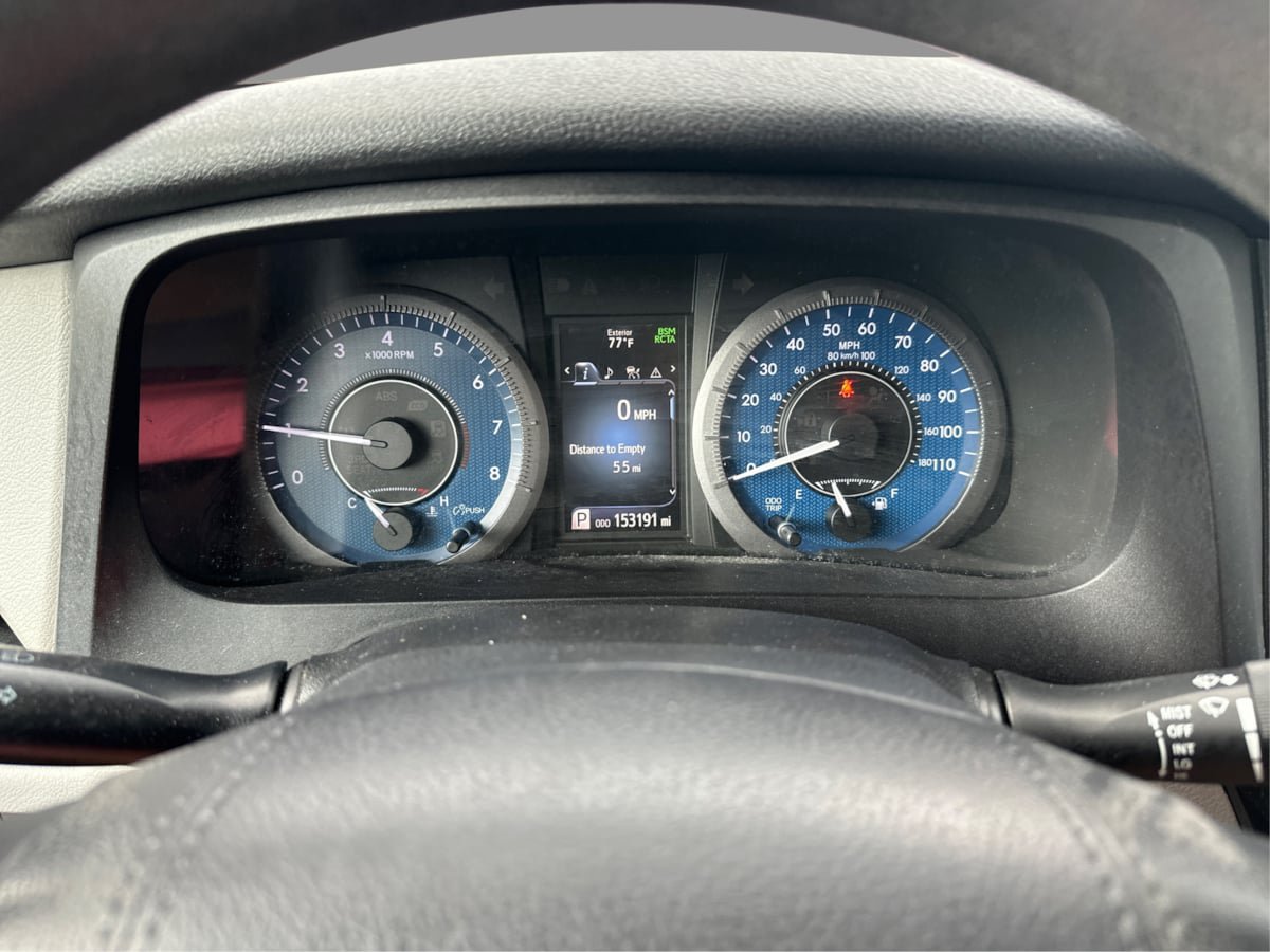 Used 2020 Toyota Sienna LE w/ LE Preferred Package FWD image 22