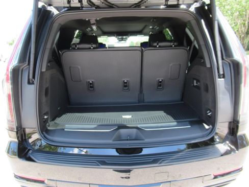 New 2026 Cadillac Escalade Sport w/ Touring Package AWD/4WD image 39